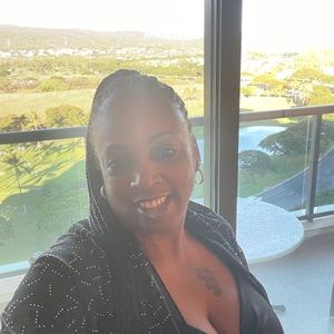 Meet your Posher, Monica